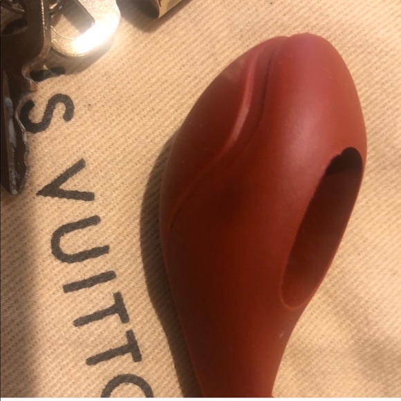 LOUIS VUITTON AMERICAS CUP 1995 WHALE LOCK KEYS - Picture 7 of 8